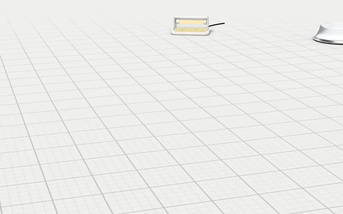 Illustration of the 5 home flea sprays to scale, next to a steel dog bowl with kibble and a light flea trap for size